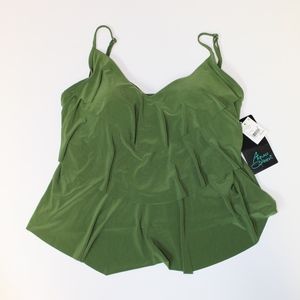 *NWT* "Aqua Green" Hunter Green Tankini Swim Top
